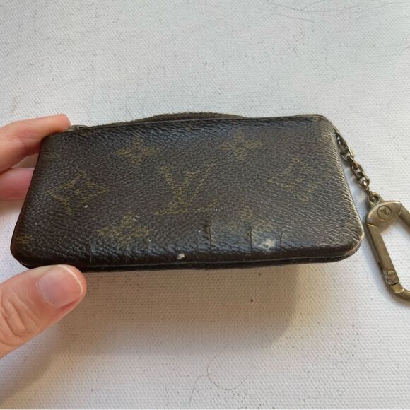 Louis Vuitton Monogram Key Cles Keychain Coin Pouch Zip PROJECT FLAW - Picture 4 of 7
